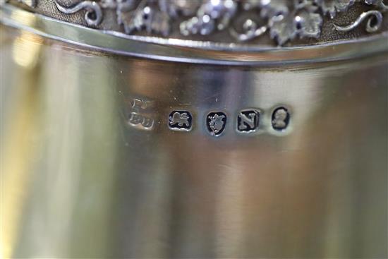 A George III silver gilt mug by Eames & Barnard,